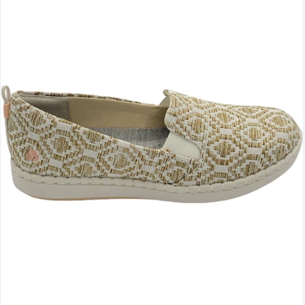 CLARKS CLOUDSTEPPERS womens comfort shoe white & tan fabric upper